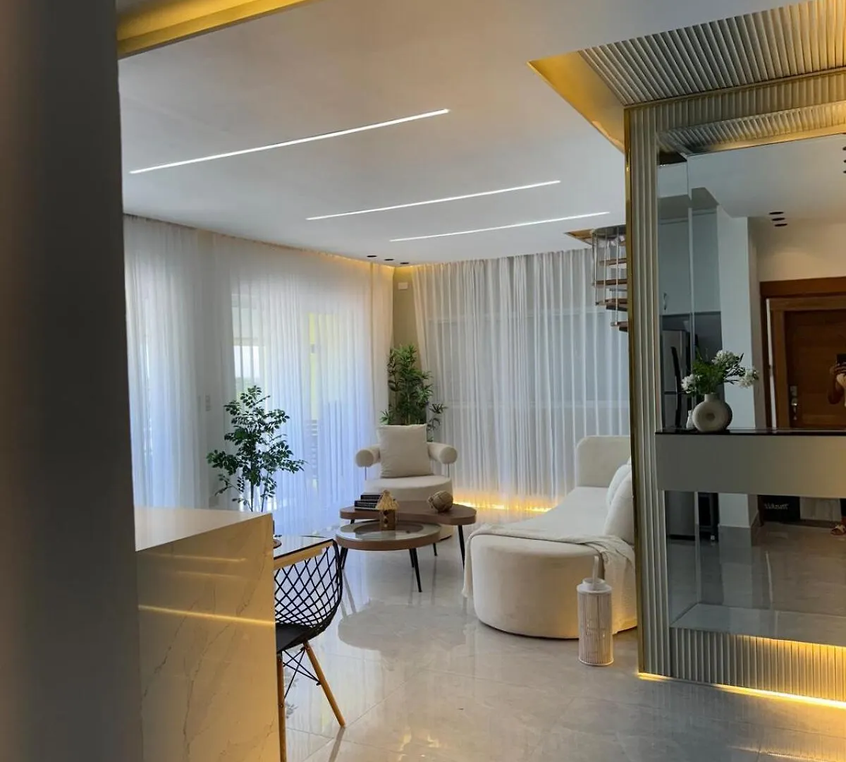 Luxury Apartment In Cabrera